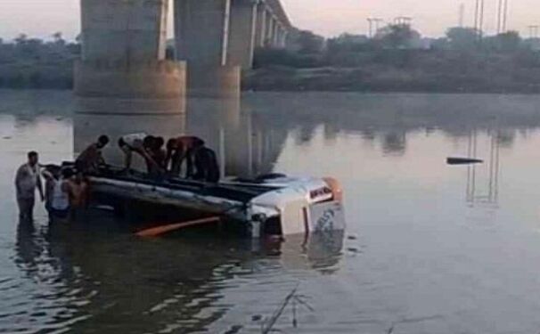 बनास हादसा: नाबालिग कंंडक्टर चला रहा था बस, सीख रहा था ड्राइविंग, हादसे में 33 की मौत