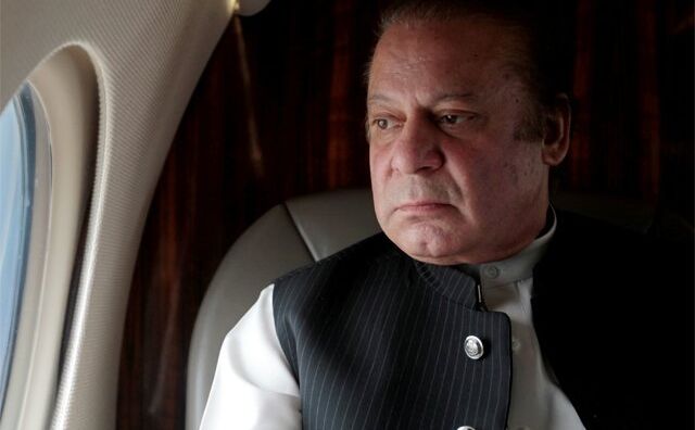 अभी-अभी: पाक के पूर्व पीएम नवाज शरीफ के घर के बाहर धमाका, 9 लोगों की मौत