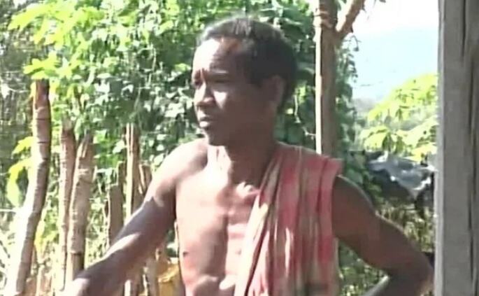 ओडिशा का यह शख्स बना दशरथ मांझी, पहाड़ काटकर बना डाली 8 किलोमीटर सड़क