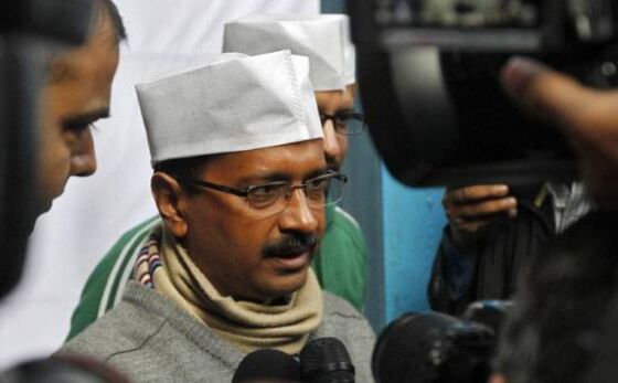 केजरीवाल के सलाहकार वीके जैन हिरासत में, मुख्य सचिव को फोन कर बैठक में बुलाया था