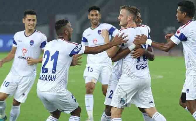 ISL 2018: दिल्ली और केरला के बीच होगा महामुकाबला, जानिए किसका पलड़ा है भारी