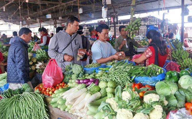 महंगाई 8 महीने के उच्चतम स्तर पर, आम आदमी परेशान