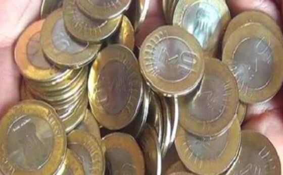 मंत्री बोले- सिक्के लेने से मना नहीं कर सकते बैंक, RBI का है आदेश