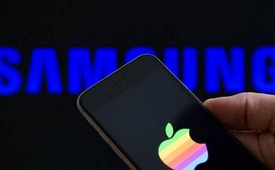 सैमसंग ने ली Apple की चुटकी, फ्री में बांटे Galaxy S9 स्मार्टफोन