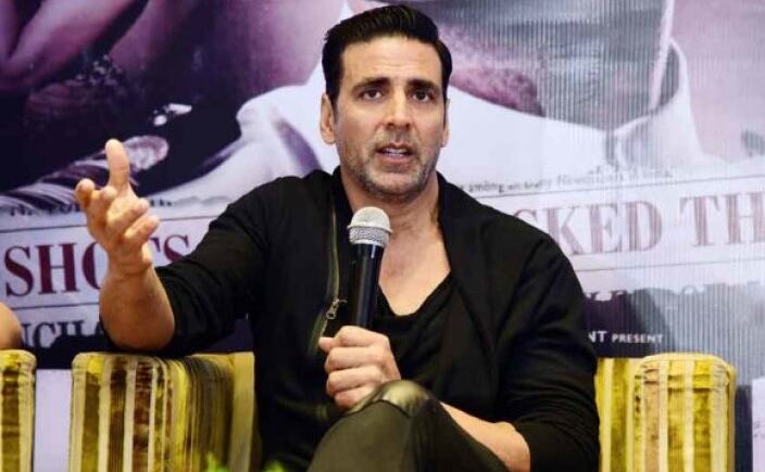 नेवी यूनिफॉर्म के मुद्दे पर बोले अक्षय हम ग़लत नहीं हैं