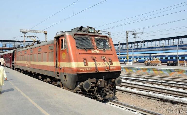 IRCTC का बड़ा ऐलान, इस तरह सस्‍ती की रेल यात्रा