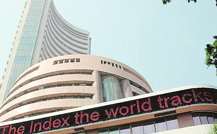 सेंसेक्स 154 अंक टूटकर 38,157 पर बंद, आईटी सेक्टर में जारी रही तेजी सेंसेक्स 154 अंक टूटकर 38,157 पर बंद, आईटी सेक्टर में जारी रही तेजी
