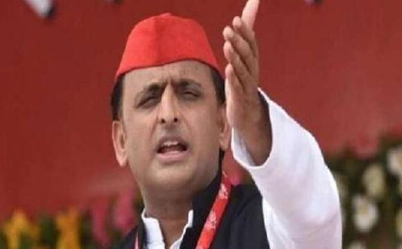 अखिलेश यादव ने प्रधानमंत्री के दौरे में किया वादों को बताया झूठा