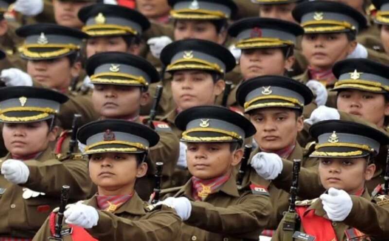 Indian Army में महिलाओं की भर्ती में भेदभाव के आरोपों पर केंद्र ने जताई आपत्ति