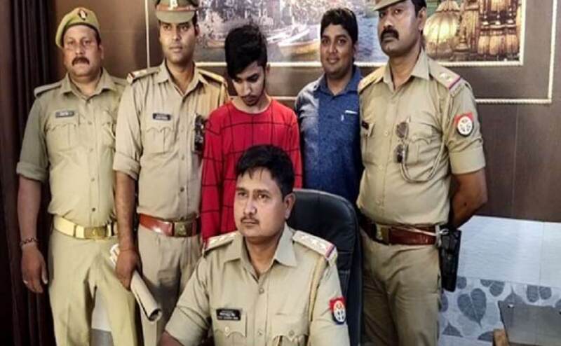 पुलिस ने इनामी बदमाश को गिरफ्तार किया: उत्तर प्रदेश पुलिस ने इनामी बदमाश को गिरफ्तार किया: उत्तर प्रदेश