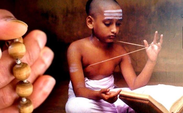 नया जनेऊ धारण करने से पूर्व अवश्य करे इस मंत्र उच्चारण, जानिए क्या है ये मंत्र...