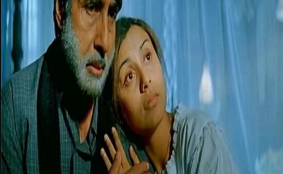 हिचकी देख खुश हुए अमिताभ का कमेंट सुनकर रानी हुई दीवानी, कुछ ऐसा बोलीं