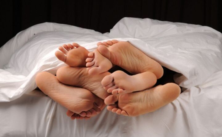 वाइफ स्वैपिंग का सनसनीखेज मामला आया सामने, जिसने भी सुना रह गया सन्न