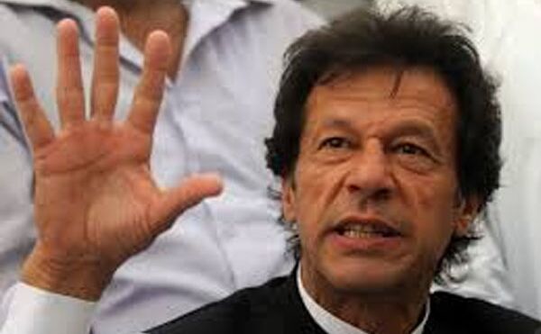 पाकिस्तान में 100 साल की महिला लड़ेगी इमरान खान के खिलाफ चुनाव