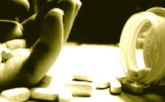 बीवी और ससुरालवालों के नाम दीवार पर लिख युवक ने दे दी जान