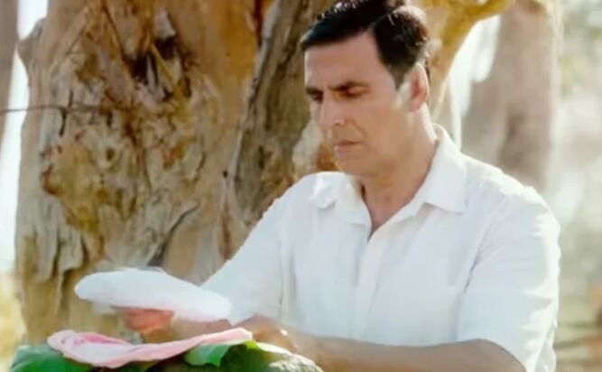 लगातार 5 100 करोड़ी फिल्में देने वाले अक्षय कुमार को लगा तगड़ा झटका, पैडमैन बनाकर हुए फेल