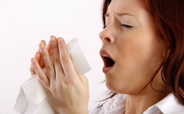 सर्दियों में दिखने वाले ये लक्षण होते हैं एलर्जी का संकेत, जानिए कैसे करें बचाव