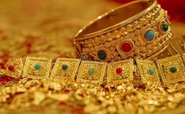 सोने और चांदी की कीमतों में जबरदस्त उछाल, ये रहा आज का भाव सोने और चांदी की कीमतों में जबरदस्त उछाल, ये रहा आज का भाव