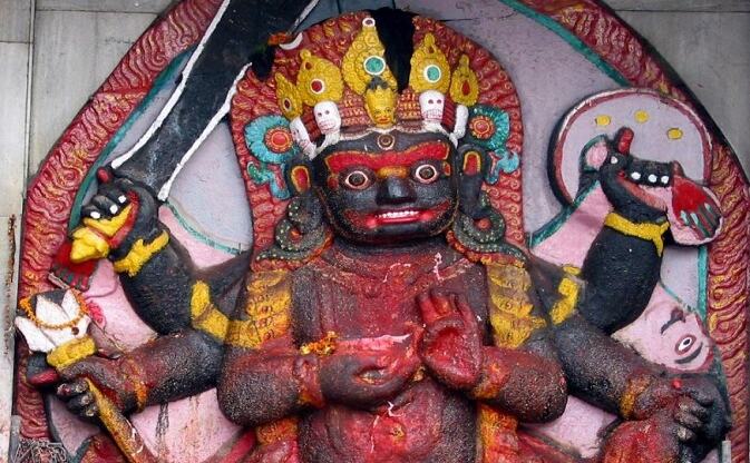 इस दिन है काल भैरव अष्टमी, इसलिए देते हैं दुष्टों को दण्ड इस दिन है काल भैरव अष्टमी, इसलिए देते हैं दुष्टों को दण्ड