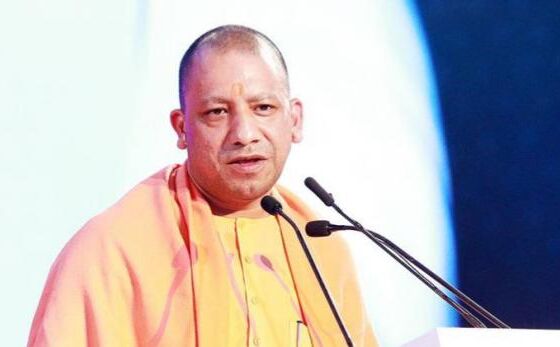 उपचुनाव 2019 का सेमीफाइनल, चुनाव से पहले योगी ने दिया विपक्ष को झटका