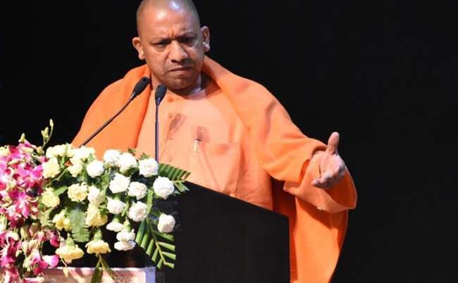 अटलजी की जयंती पर सीएम योगी आदित्यनाथ ने कहा- काल खंड में रहेंगे अटल बिहारी वाजपेयी