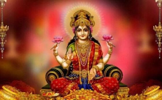 घर में अनजाने में भी नहीं रखनी चाहिए ये चीजें, रूठ जाती हैं लक्ष्मी