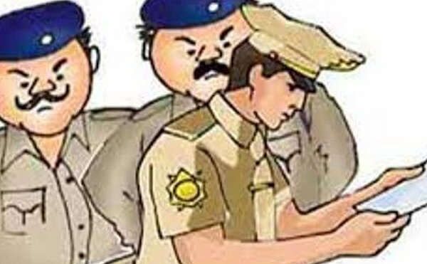 बिना अनुमति मुख्यमंत्री आवास में घुसा डीएसपी, सात पुलिसकर्मी निलंबित