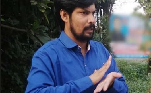 MP: चुनावी इतिहास में पहली बार, मूक बधिर शख्स लड़ेगा चुनाव MP: चुनावी इतिहास में पहली बार, मूक बधिर शख्स लड़ेगा चुनाव