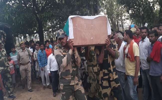 देवरिया पहुँचा शहीद सत्यनारायण का पार्थिव शरीर