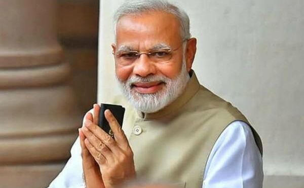 नमो ऐप पर प्रधानमंत्री किसानों के साथ