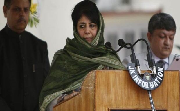 मुफ्ती सरकार ने माना- डर की वजह से घर छोड़ने को मजबूर हुए कश्मीरी पंडित