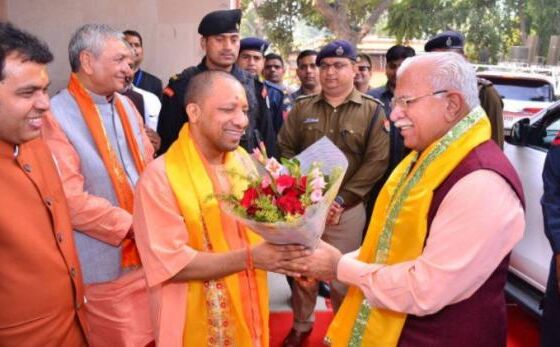 कृष्ण जन्मभूमि पहुंचे योगी, बोले- मैं हिंदू हूं, हर एक व्यक्ति को अपनी आस्था का अधिकार