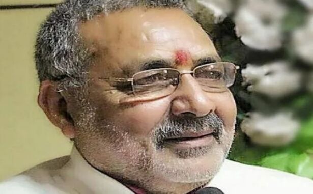 जनसंख्या नियंत्रण कानून पर सरकार में ही दो सुर, दो मंत्री भी आमने-सामने