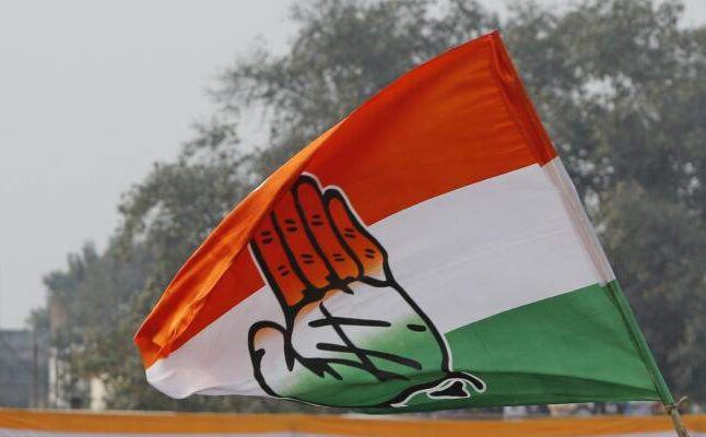GDP में वृद्धि का मतलब अब गैस, डीजल, पेट्रोल की कीमत में बढ़ोतरी हो गया है: कांग्रेस GDP में वृद्धि का मतलब अब गैस, डीजल, पेट्रोल की कीमत में बढ़ोतरी हो गया है: कांग्रेस