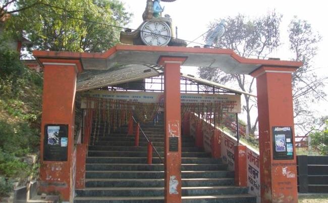 6 जगहों पर विराजमान हैं शनिदेव 6 जगहों पर विराजमान हैं शनिदेव