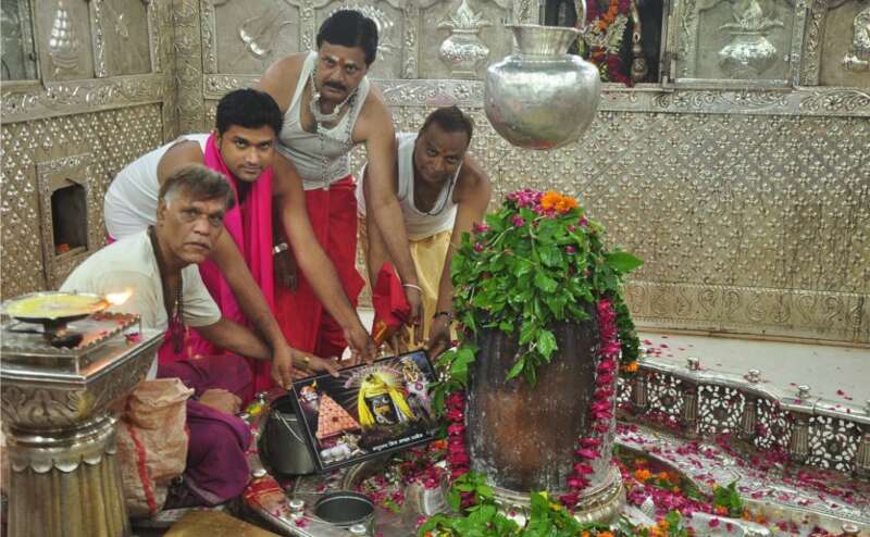 सावन में ग्रह दोषों को दूर करेंगे महादेव, सावन के पहले सोमवार से पूजा में इनका करें प्रयोग