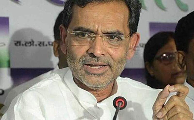 MP: मोदी सरकार के मंत्री ने दिया BJP को बड़ा झटका, अपने 56 प्रत्याशी मैदान में उतारे MP: मोदी सरकार के मंत्री ने दिया BJP को बड़ा झटका, अपने 56 प्रत्याशी मैदान में उतारे
