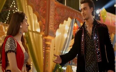 Loveratri का टीजर रिलीज, सलमान के बाद अब धमाल मचाएंगे उनके जीजा