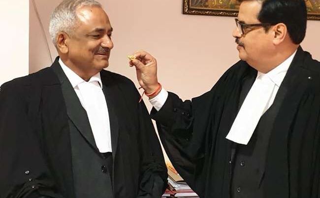 यूपी के पूर्व डीजीपी सुलखान सिंह हाईकोर्ट के आधिकारिक वकील बने यूपी के पूर्व डीजीपी सुलखान सिंह हाईकोर्ट के आधिकारिक वकील बने