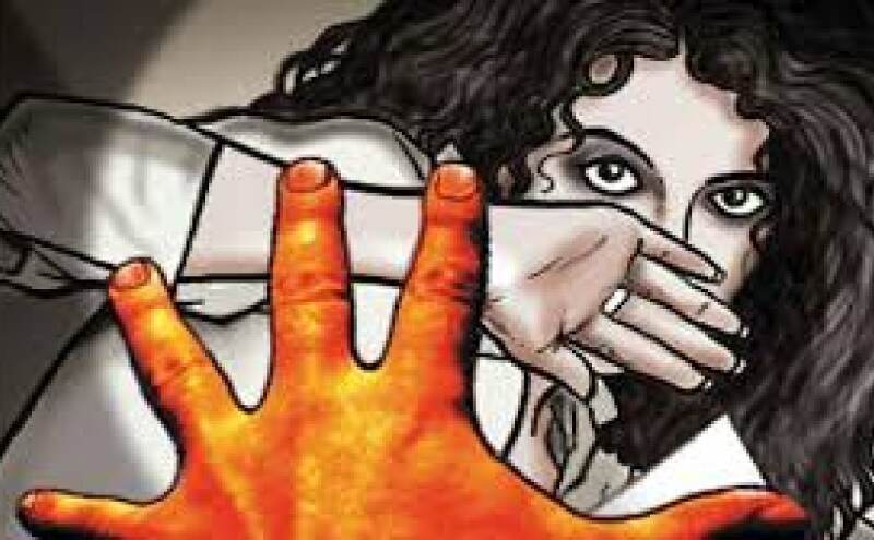 नाबालिग के साथ दुष्कर्म किया फिर की थी निर्मम हत्या, कोर्ट ने कहा- फांसी पर चढा़ दो नाबालिग के साथ दुष्कर्म किया फिर की थी निर्मम हत्या, कोर्ट ने कहा- फांसी पर चढा़ दो