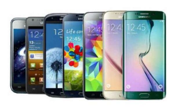 फ्लिपकार्ट की महासेल : कतार में लगी SAMSUNG, HONOR, OPPO और ASUS , 62 फीसदी तक डिस्काउंट