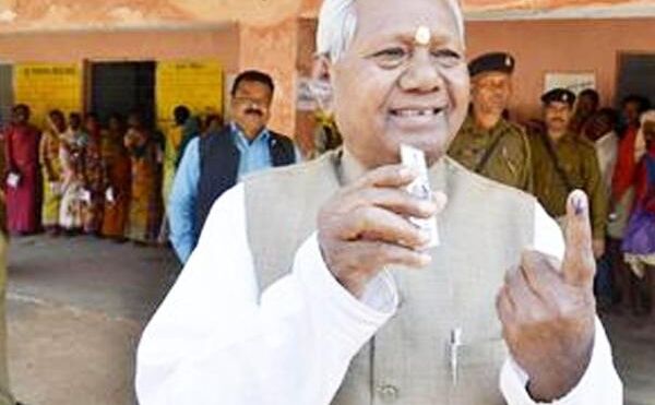 झारखण्ड: बीजेपी सांसद के घर हमला, 3 सुरक्षाकर्मी किडनैप