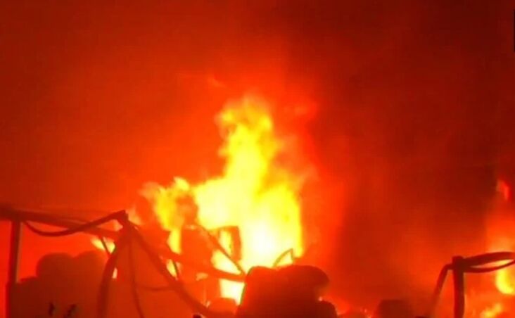 मुंबई: केमिकल फैक्ट्री में भीषण विस्फोट से दर्जनों झुलसे, 15 किमी तक सुनी गई धमाके की आवाज