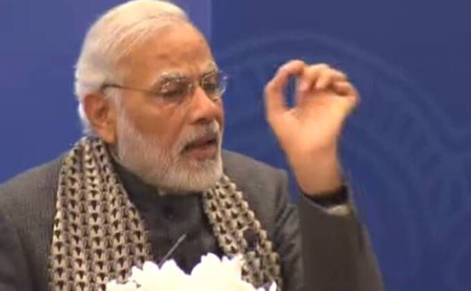 देवगौड़ा जी आप 100 साल जीवित रहें- पीएम