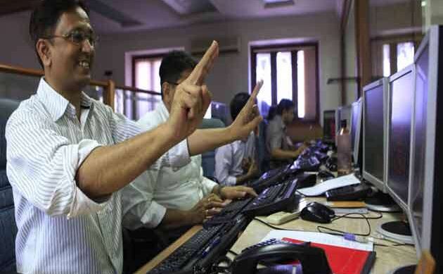 250 अंक से ज्यादा उछला सेंसेक्स, फार्मा शेयर्स में हुई खरीदारी