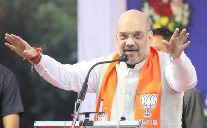 झारखंड में आदिवासियों का दर्द सहलाने के बाद पटना पहुंचे अमित शाह