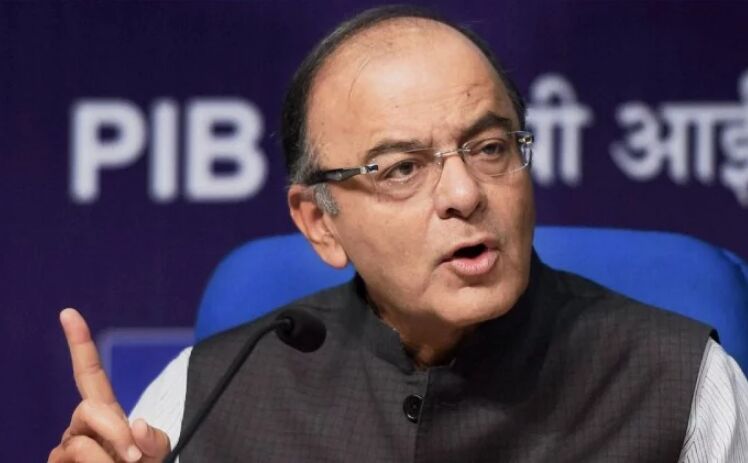 वित्त मंत्रालय को सीईसी का आदेश- नोटबंदी के बाद सरकार ने कितना कालाधन पकड़ा