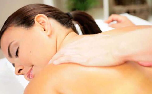 वर्कआउट के बाद जरुरी है बॉडी मसाज, ये हैं फायदे