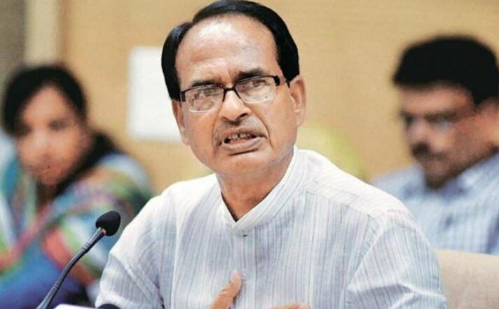 CM शिवराज ने दिया सवर्णों को आश्वासन, मिली ऐसी प्रतिक्रियाएं