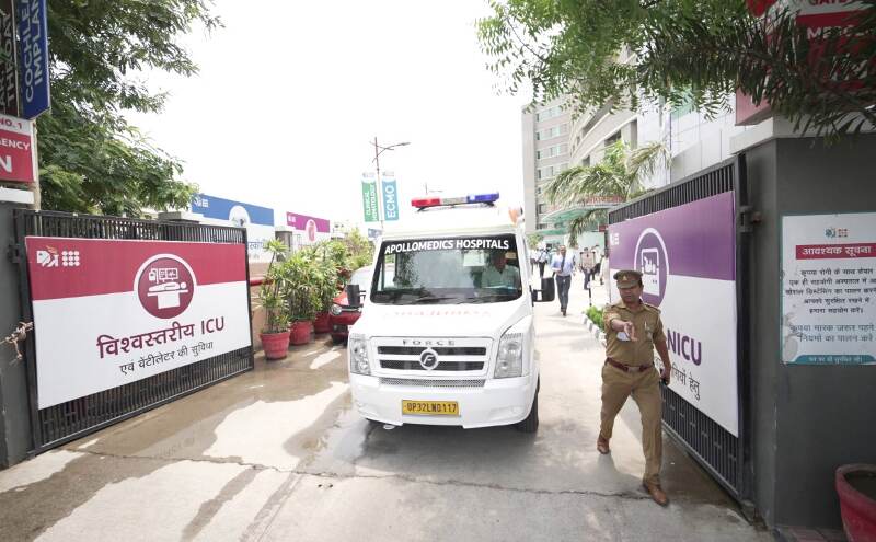 अपोलोमेडिक्स और पीजीआई के बीच ग्रीन कॉरिडोर बनाकर ट्रांसप्लांट के लिए पहुंचाई गई किडनी